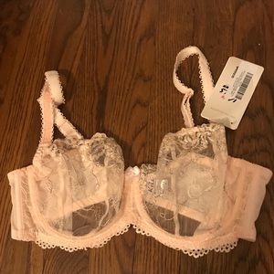 36F lace bra